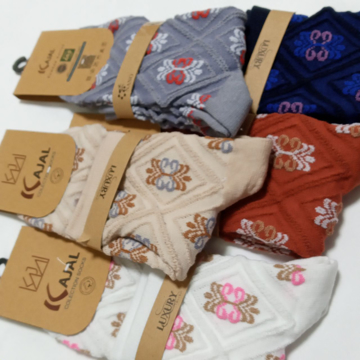 تصویر از جوراب زنانه نیم ساق